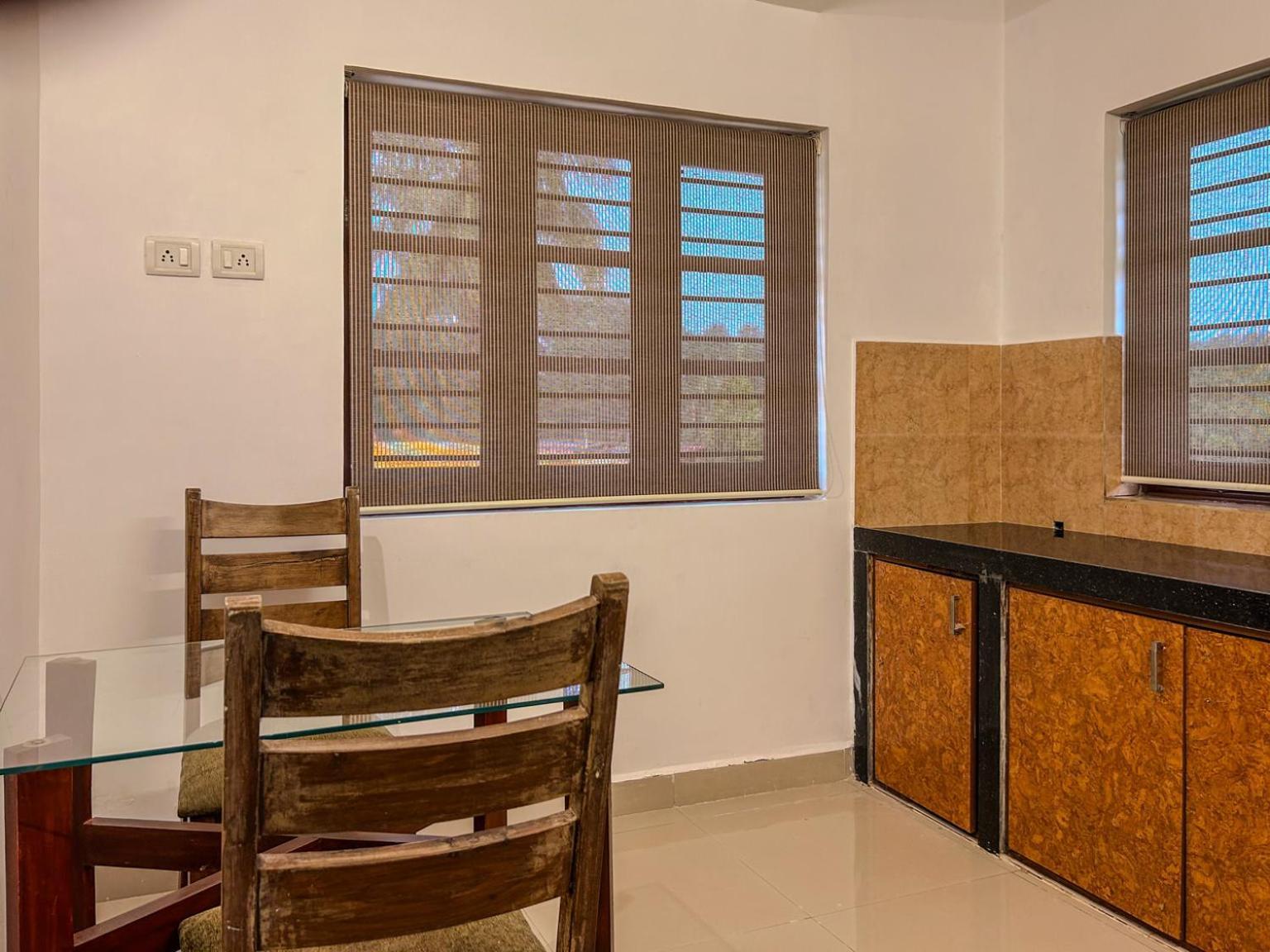 La Costa Residency Hotel Anjuna Exterior photo