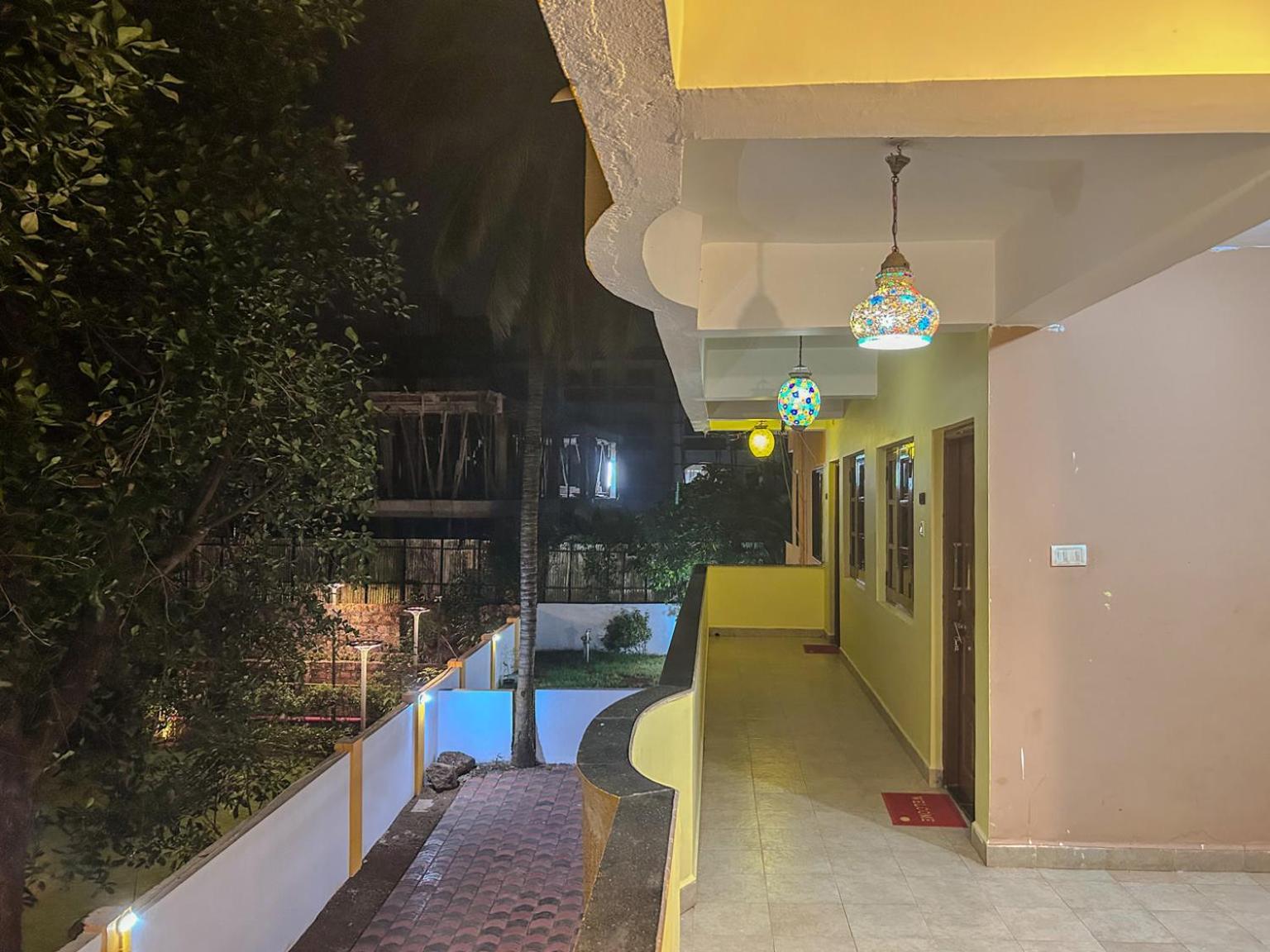 La Costa Residency Hotel Anjuna Exterior photo