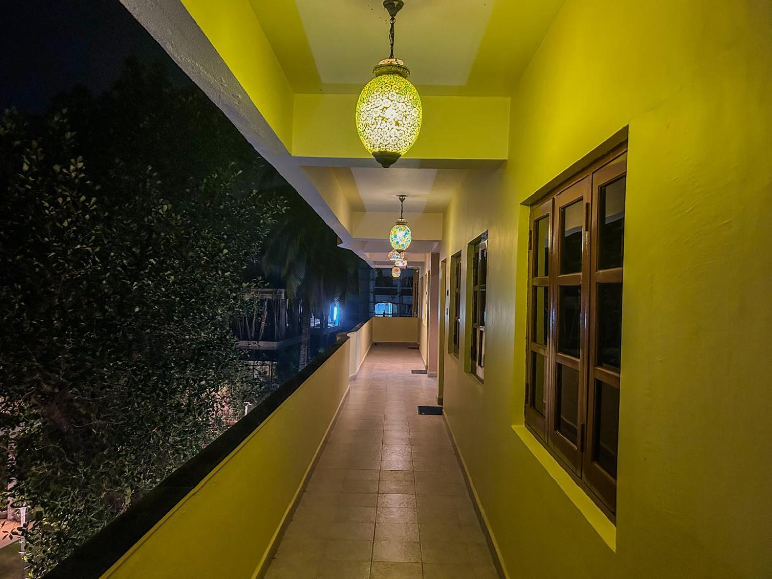 La Costa Residency Hotel Anjuna Exterior photo
