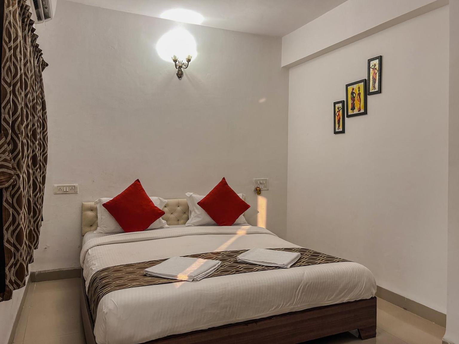 La Costa Residency Hotel Anjuna Exterior photo